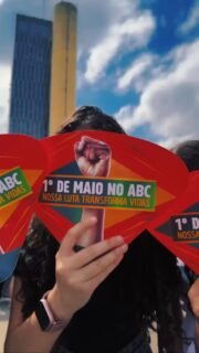 O 1º de Maio do ABC já está cheio de energia, com a galera chegando, entrando no clima e fazendo essa grande festa da classe trabalhadora acontecer! 🎉✊Vem pro 1º de Maio no ABC, porque a festa já começou e você não vai ficar de fora dessa! 🚩🎶